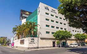 We Hotel Aeropuerto